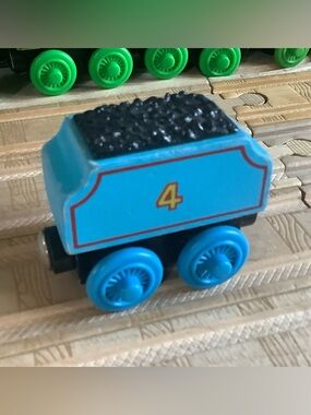 Vintage Gordon’s Coal Tender Thomas Wooden Railway 1999